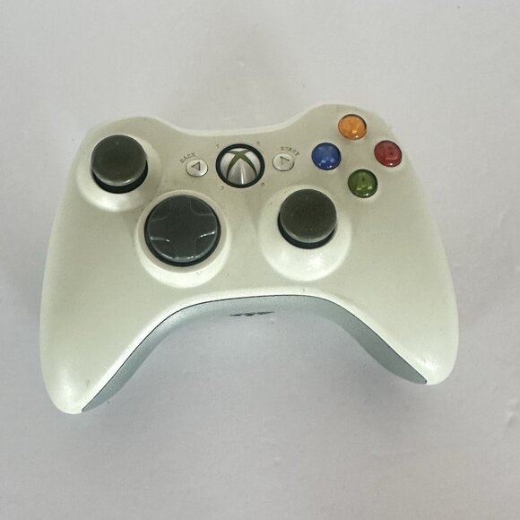Microsoft Xbox 360 Wireless Controller White/White w/Batteries Model 1403 OEM - Picture 1 of 8